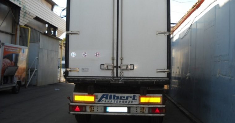 Remorca Schmitz cu agregat frig Carrier
